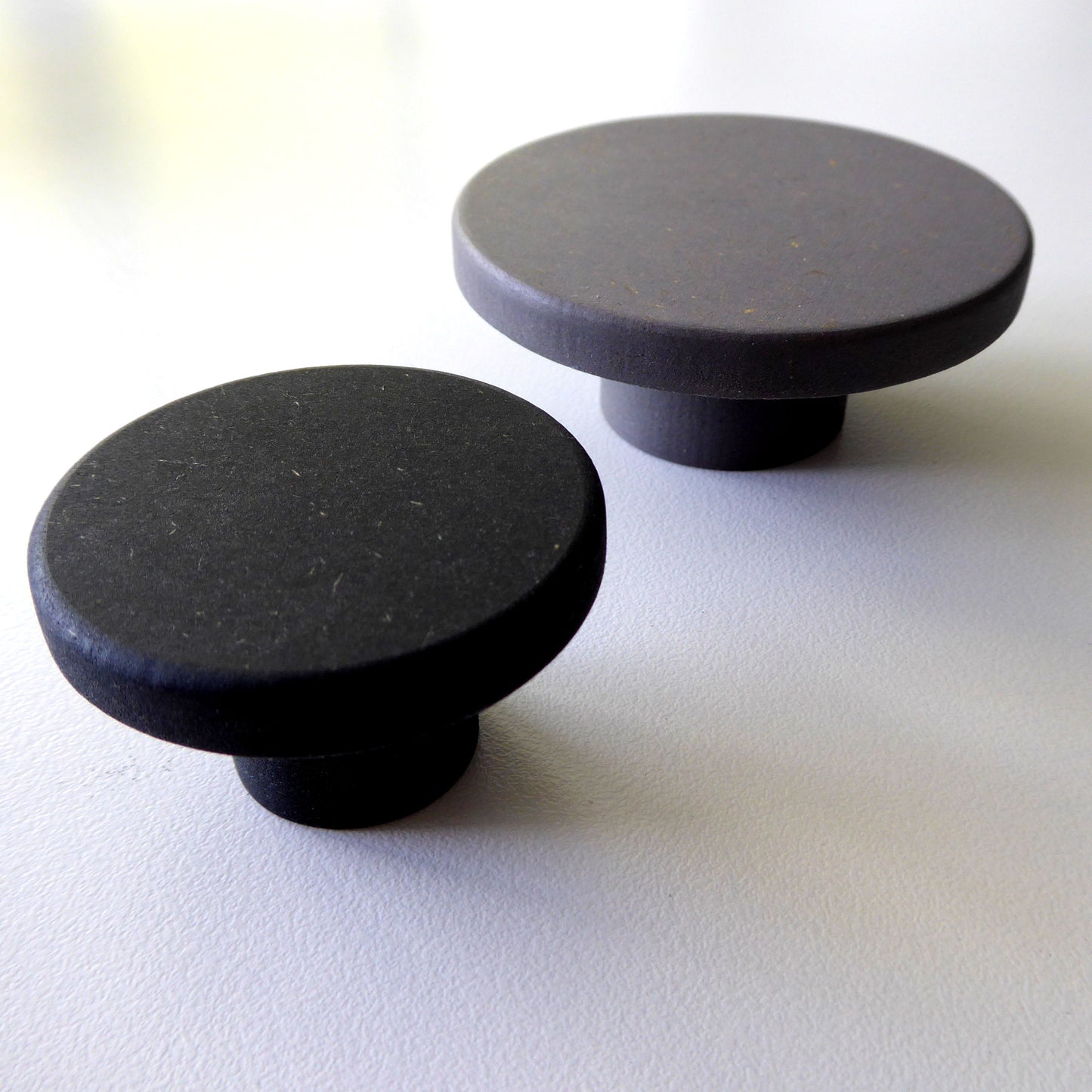 Set of 5 ORB round wooden wall hooks - black or grey