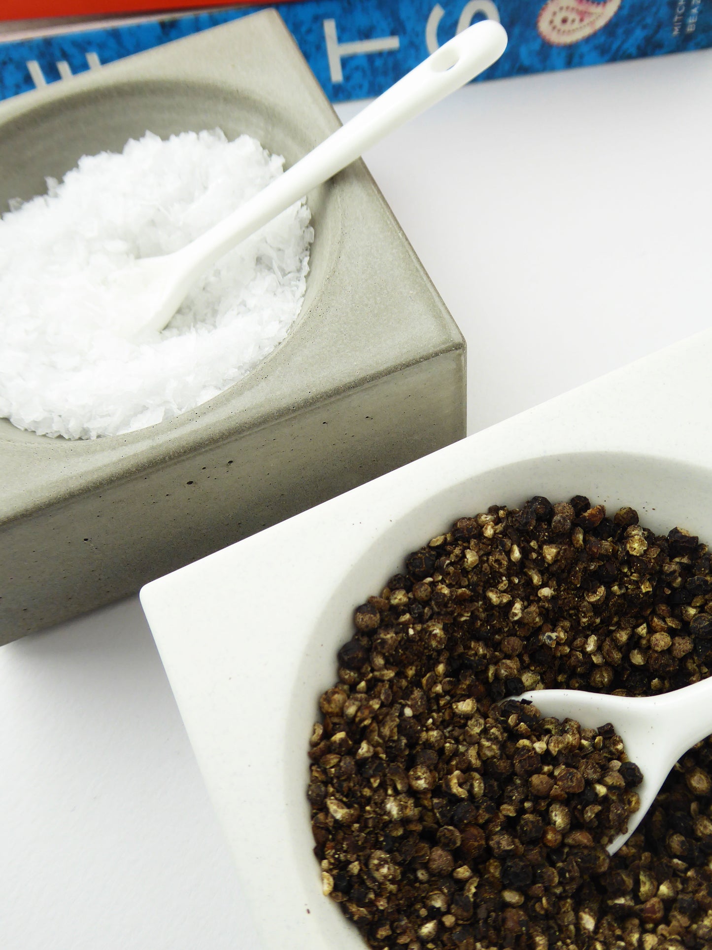 pinch pots minimalist