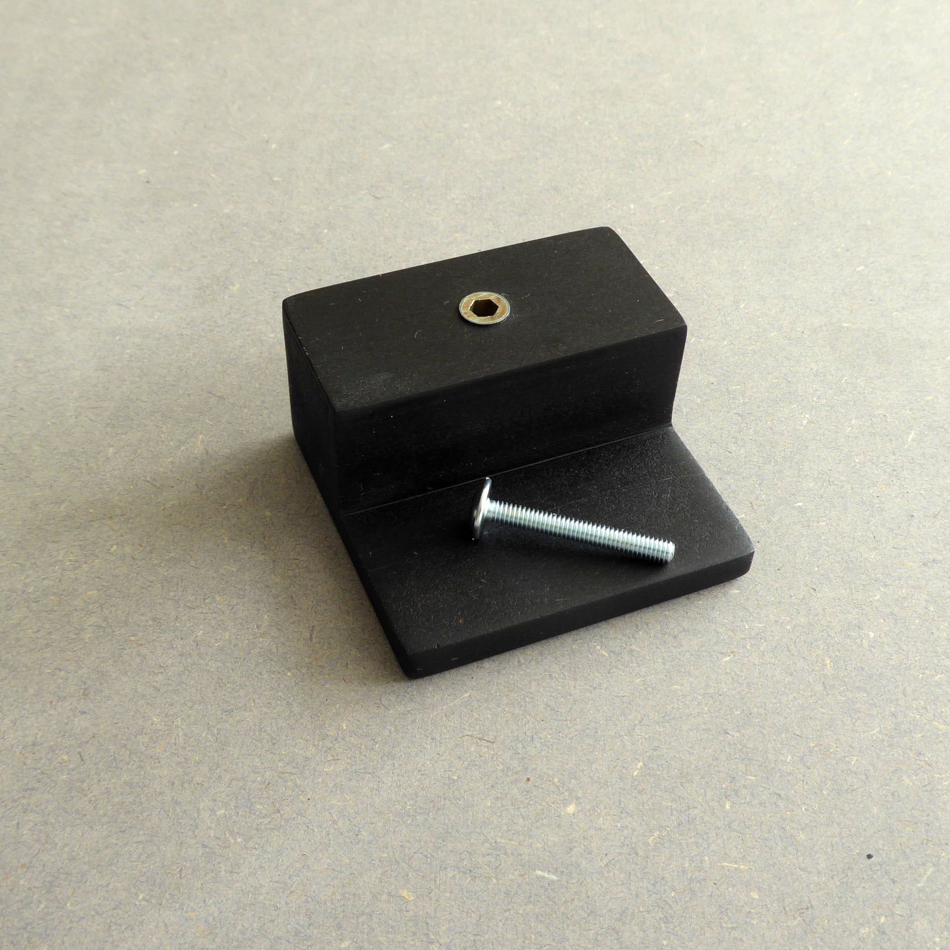 Square pull handle with a supplied fixing screw