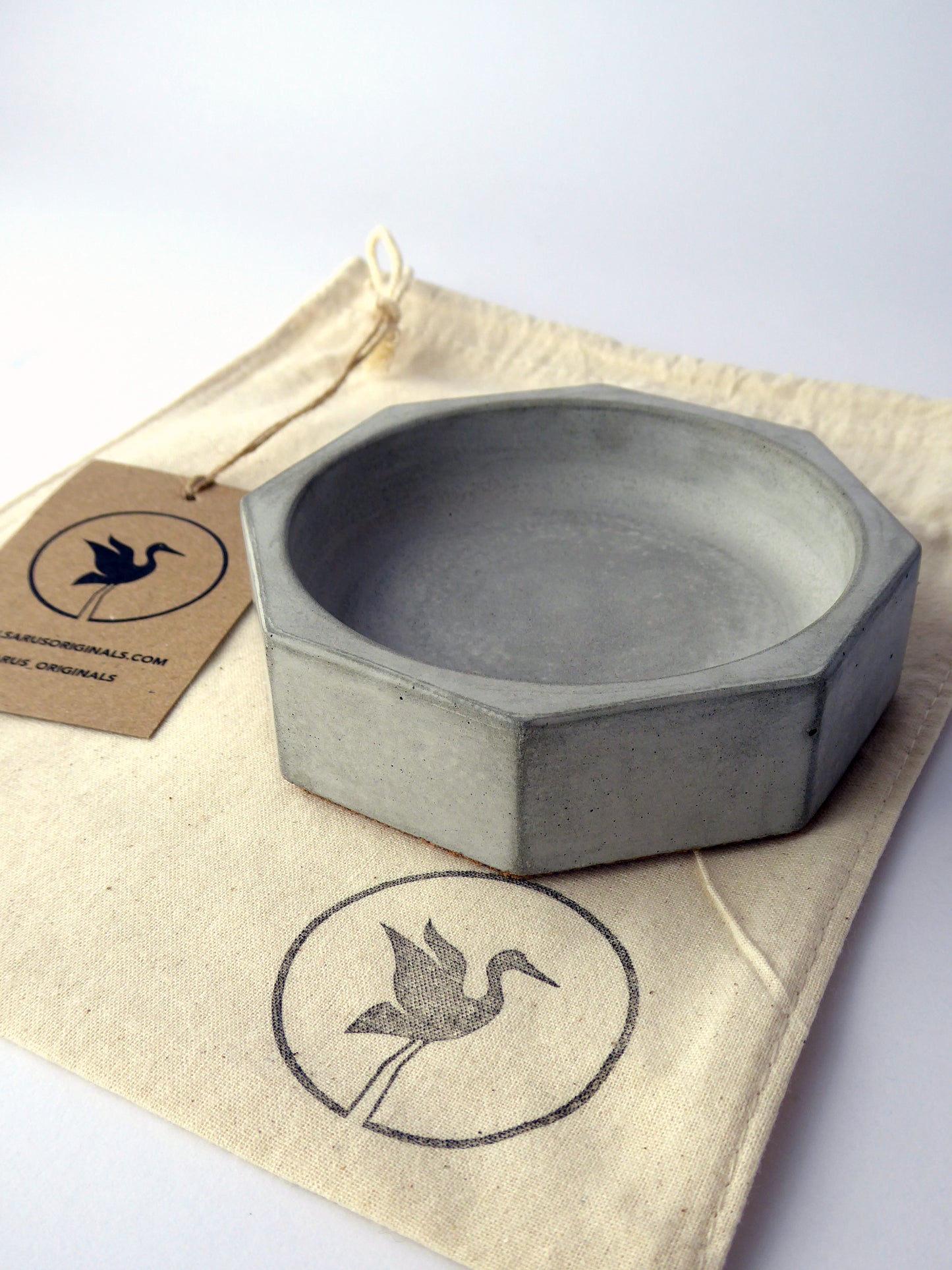 Concrete jewellery dish - natural grey or white