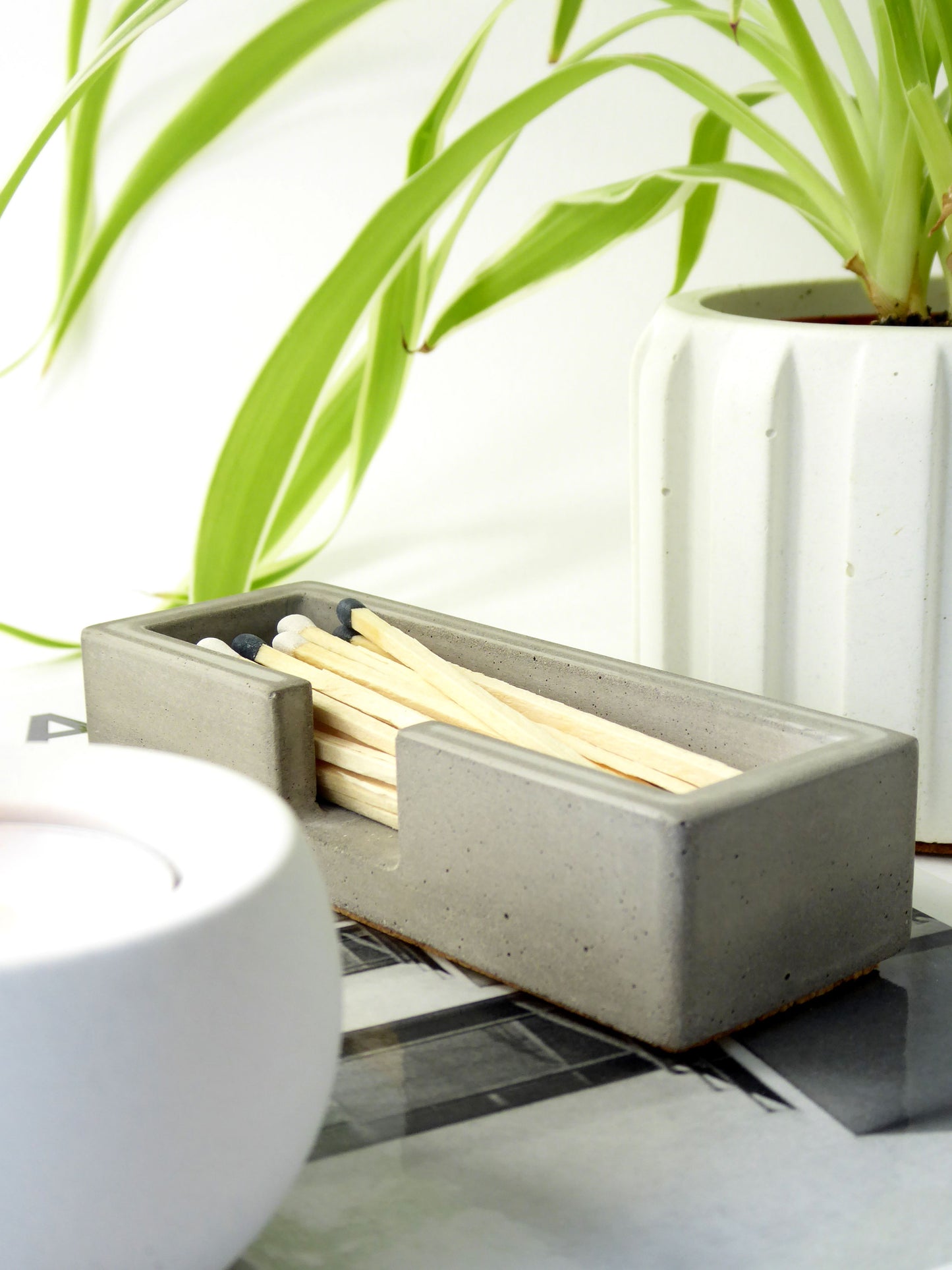 Concrete matchstick holder with striker & long matches - natural grey